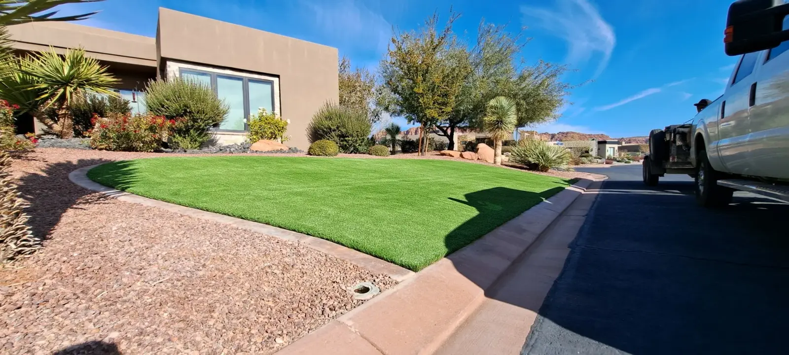 Turf front yard at a modern home